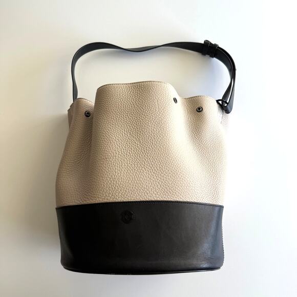 Dagne Dover Ava Bucket Bone Onyx Snap Divided Compartment Leather Shoulder Bag - Picture 1 of 12